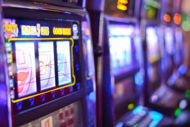 ide slot Colok Naga live-dealer table with three dice and betting layout